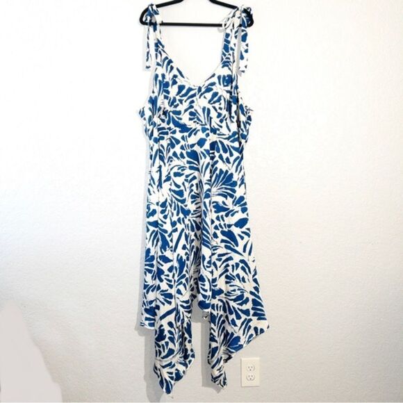 NWT Alexis x Target Blue Botanical Floral Asymmetrical Hem Dress Size 3X - Picture 2 of 12